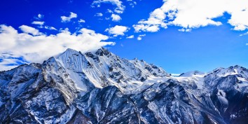 Ganja-La Pass Trek